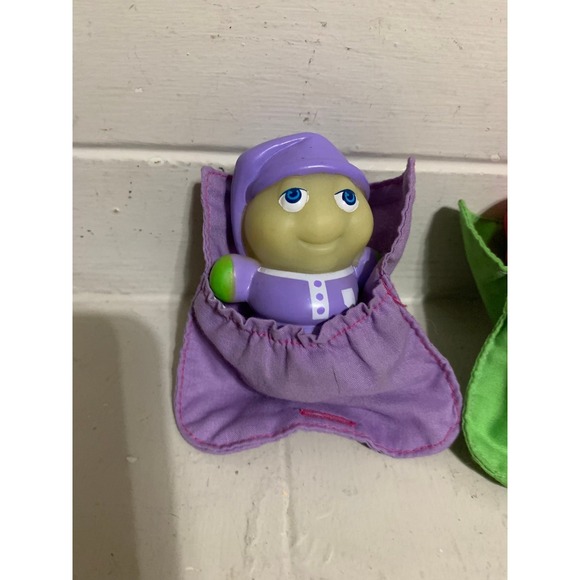 Glo Bedbug lot of 2 Glow Worm Friends 3" Mini Figure Sleeping Bag Playskool 80s. - Picture 2 of 6